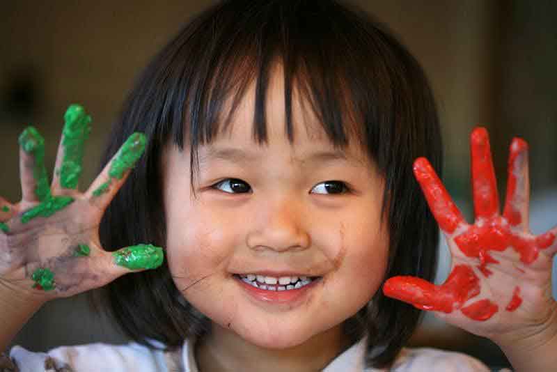 آموزش-رنگها-به-کودکان-با-رنگ-انگشتی2